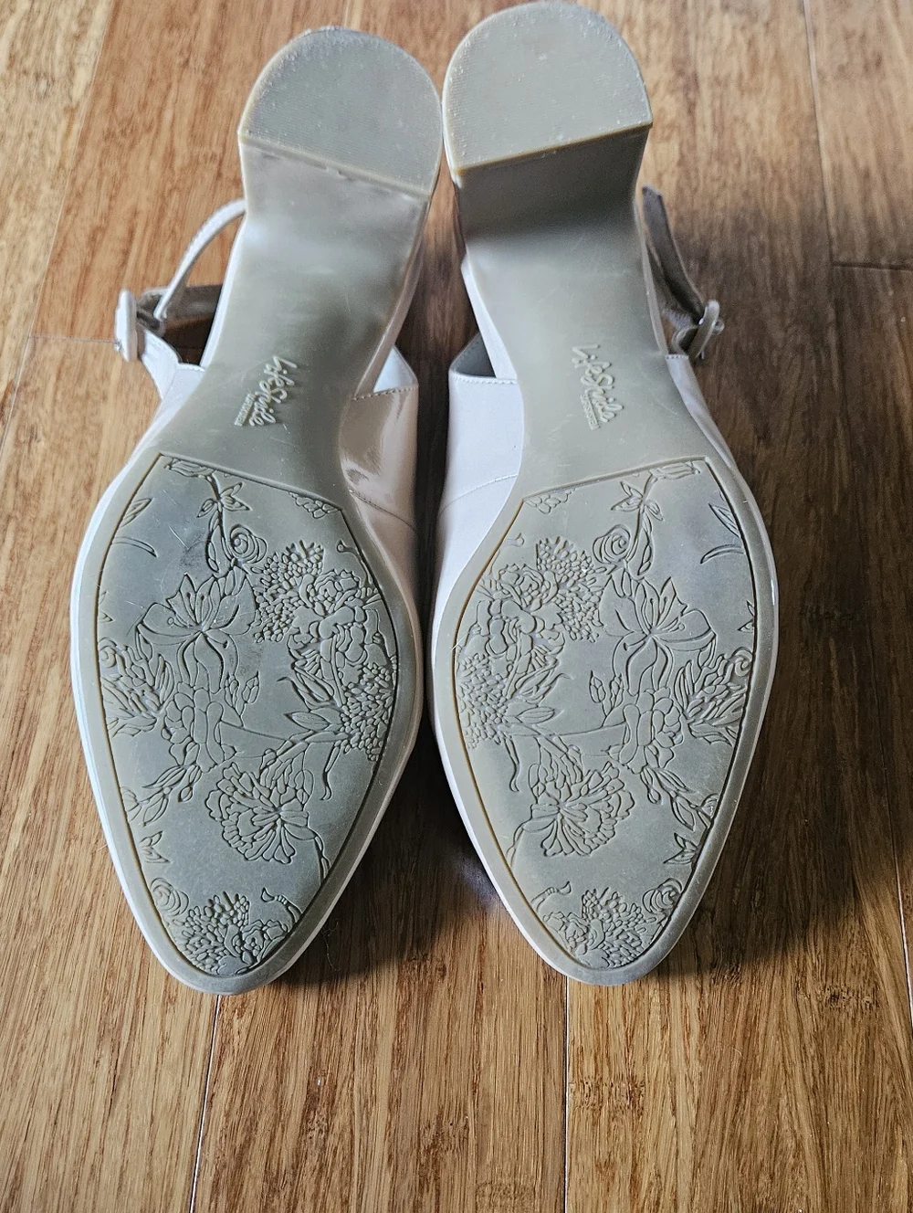NEW LifeStride Tia Slingback Block Heel Pump in Beige Patent Size 10